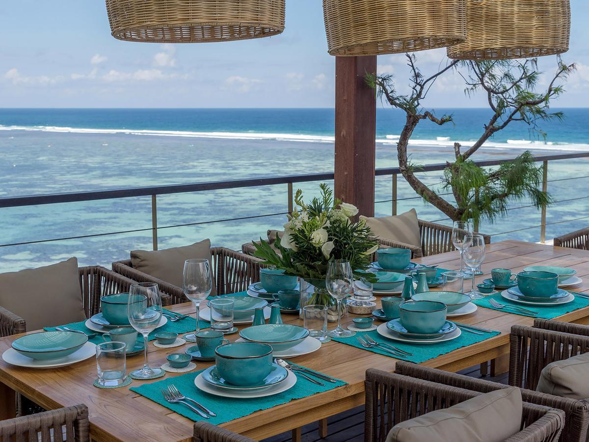 Grand Cliff Villa *